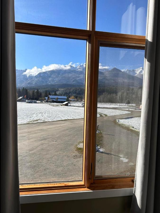 Mountain Magic Villa Golden Luaran gambar